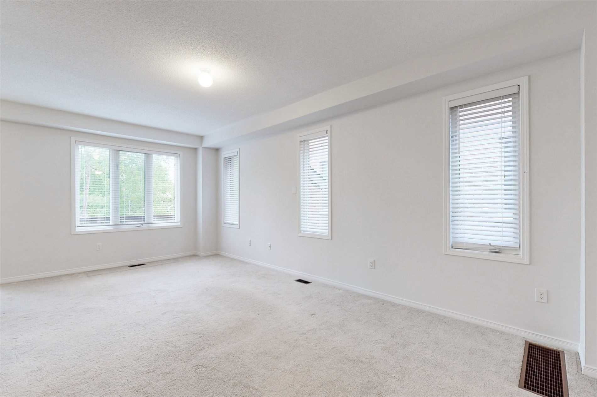 1017 Abram Crt