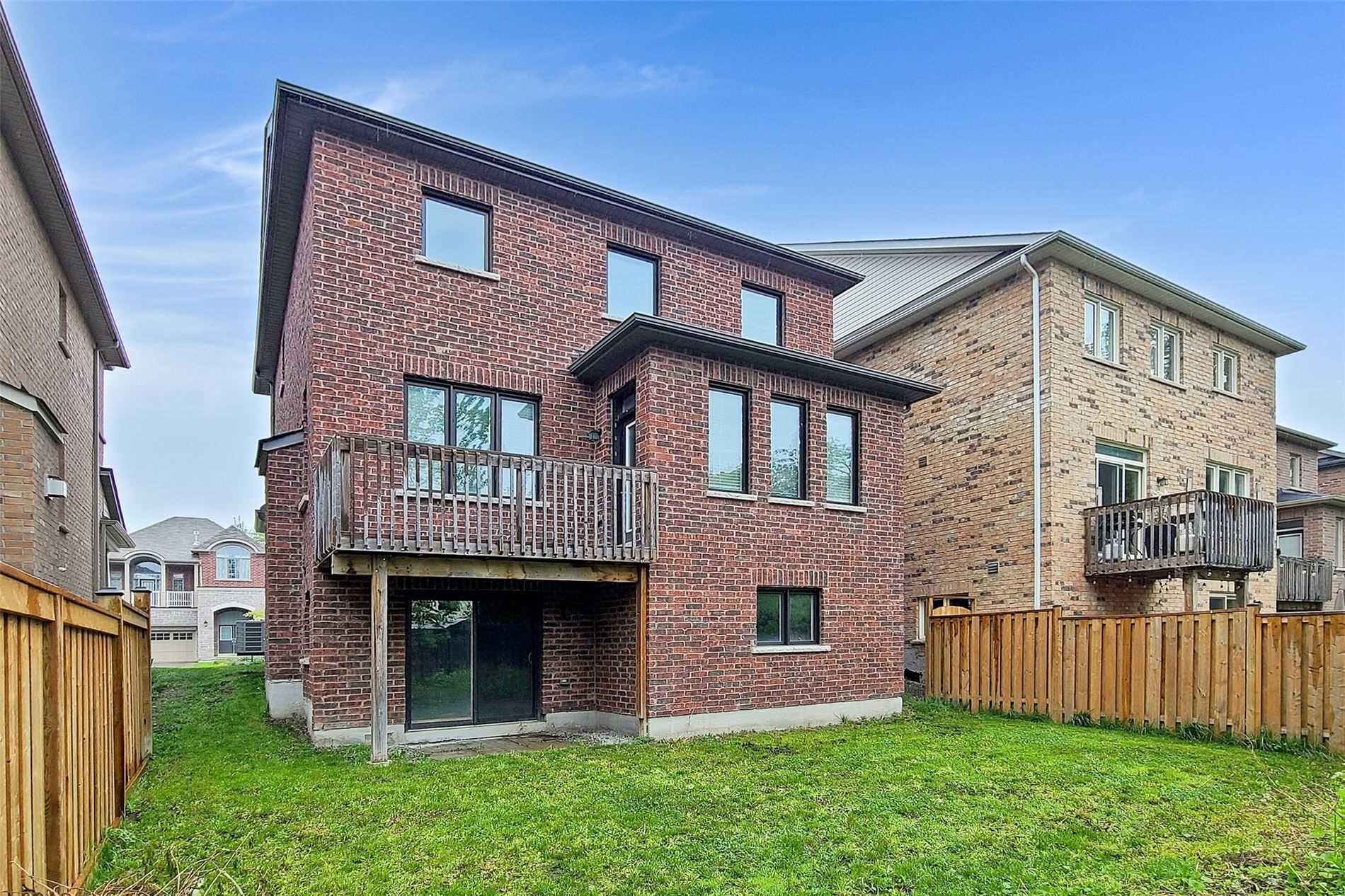1017 Abram Crt
