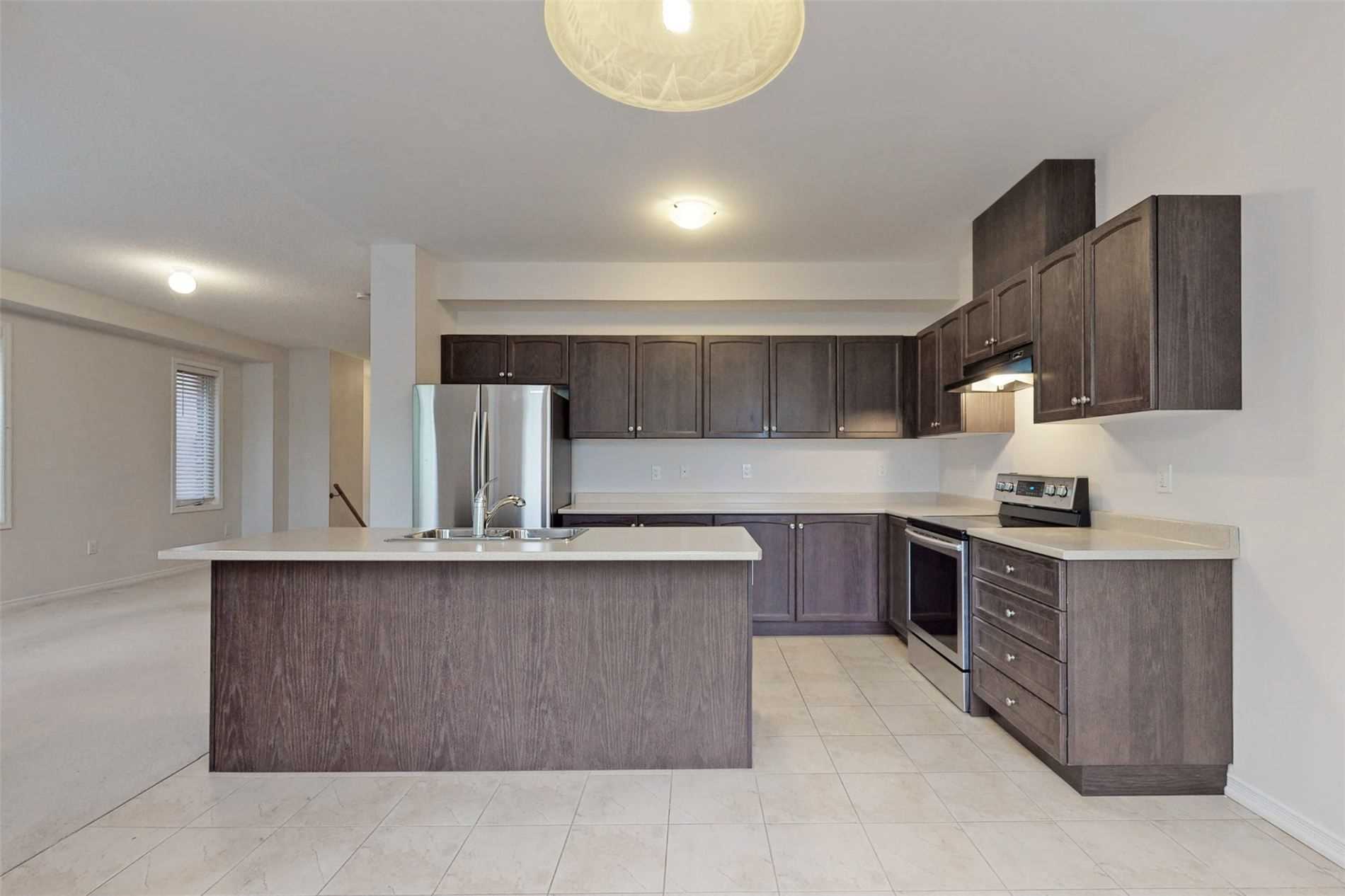 1017 Abram Crt