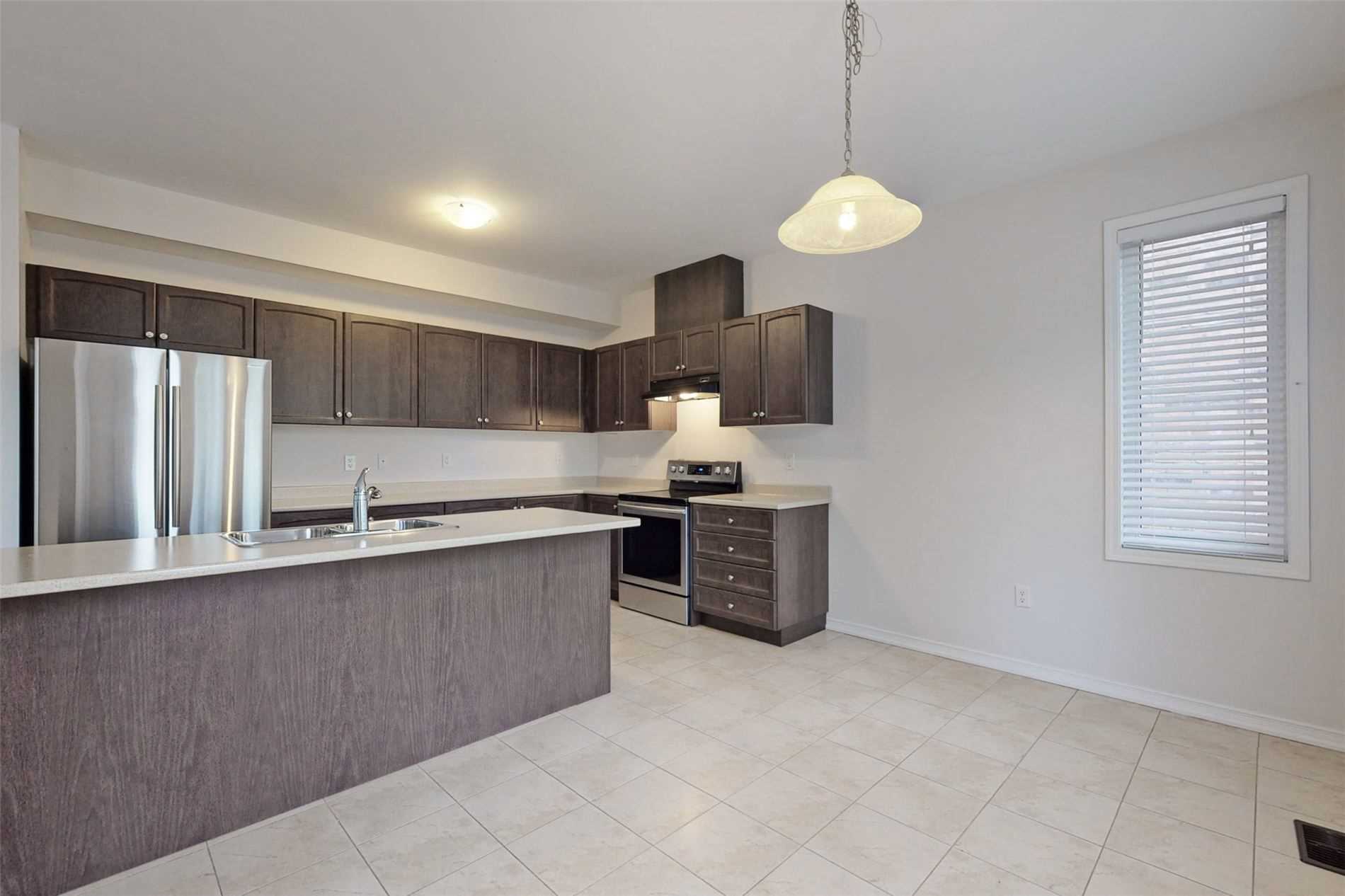 1017 Abram Crt