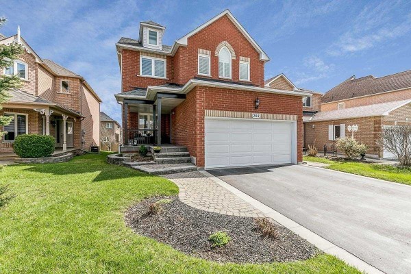 268 Hoover Park Dr, Whitchurch-Stouffville