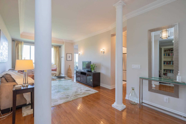 1 Maison Parc Crt, Vaughan