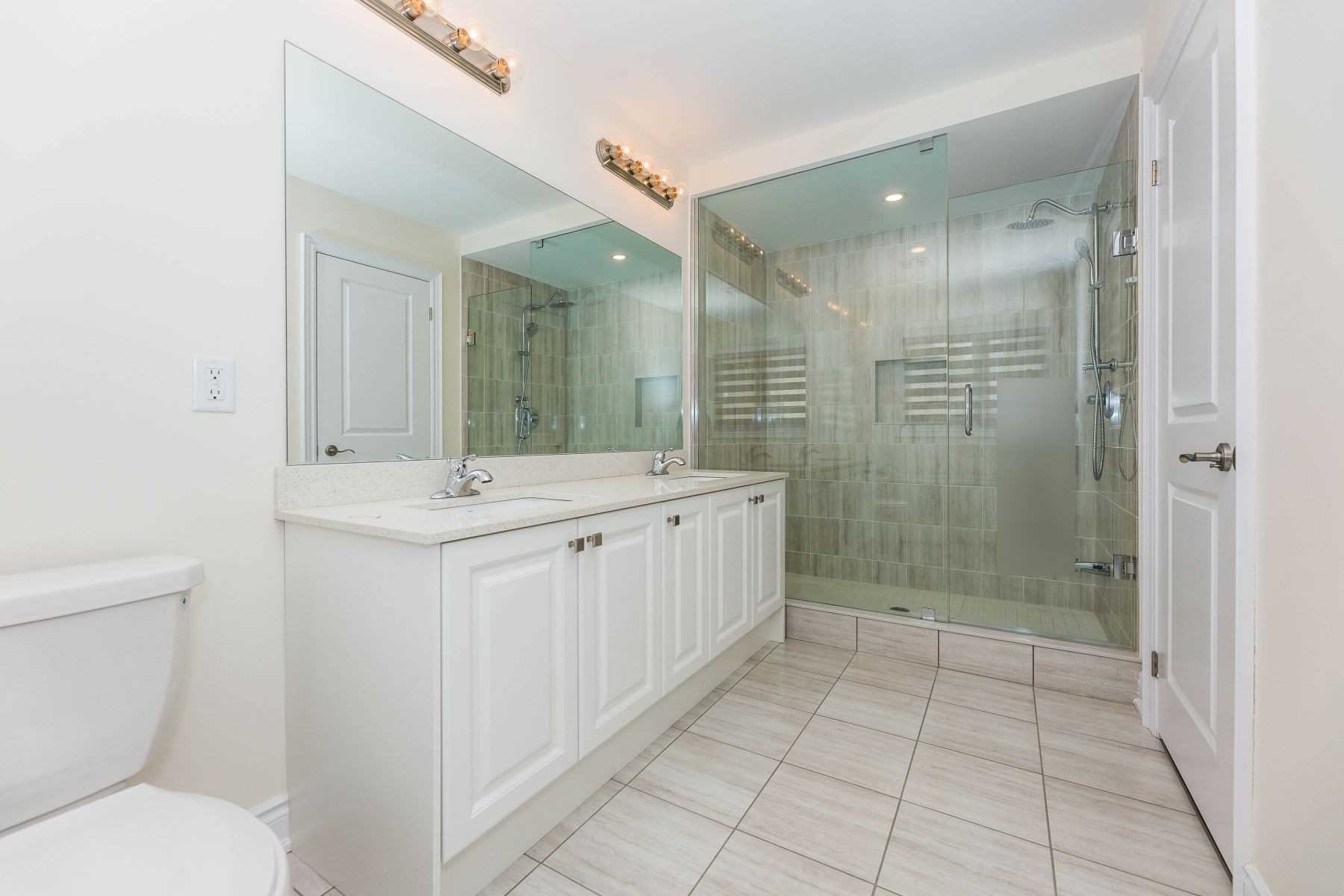 46 Ridgeview Crt