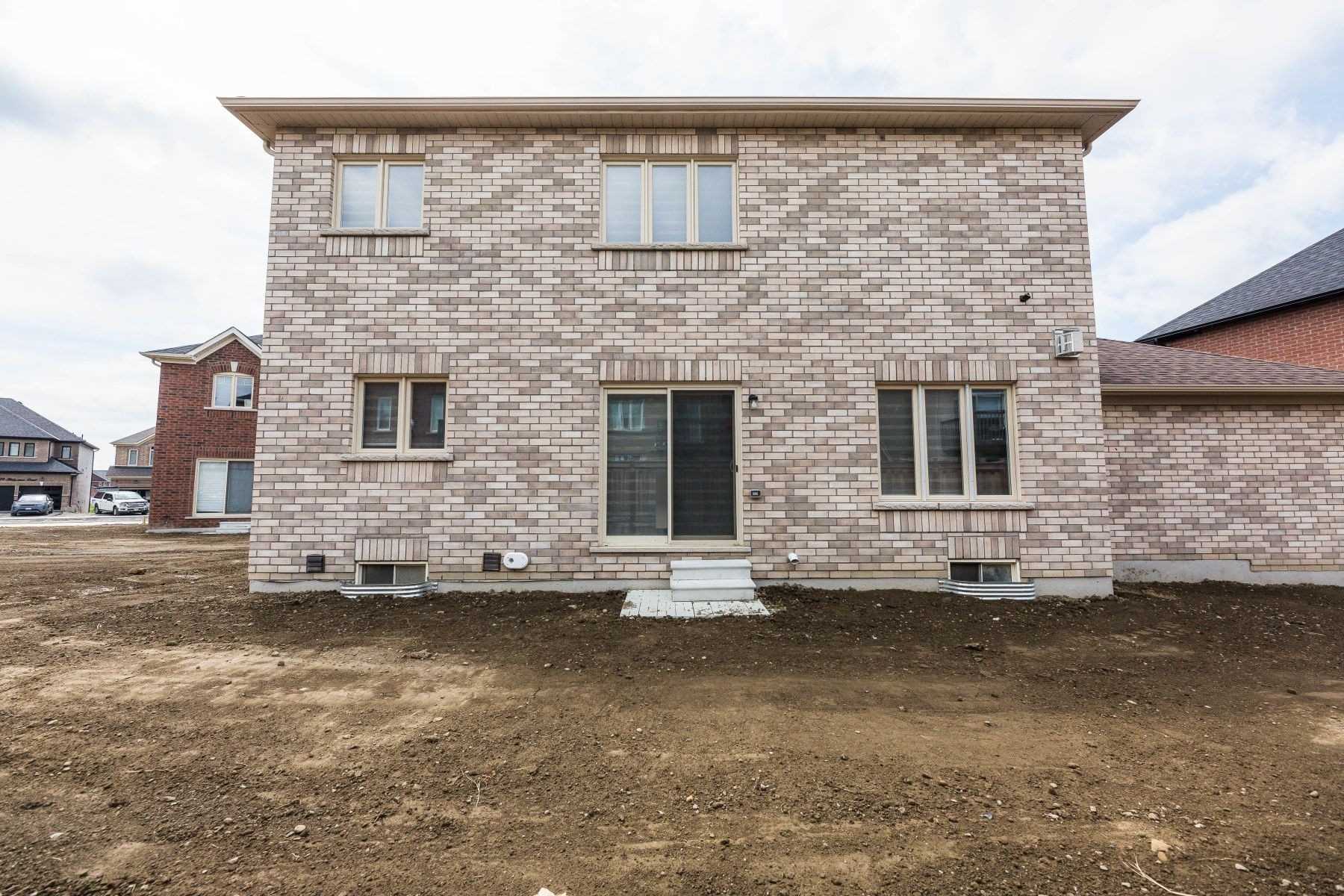 46 Ridgeview Crt