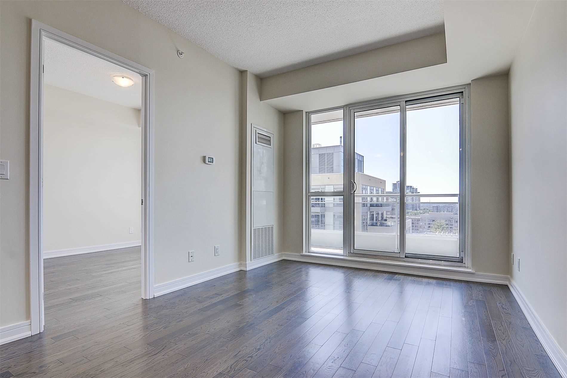 9205 Yonge St, #1111