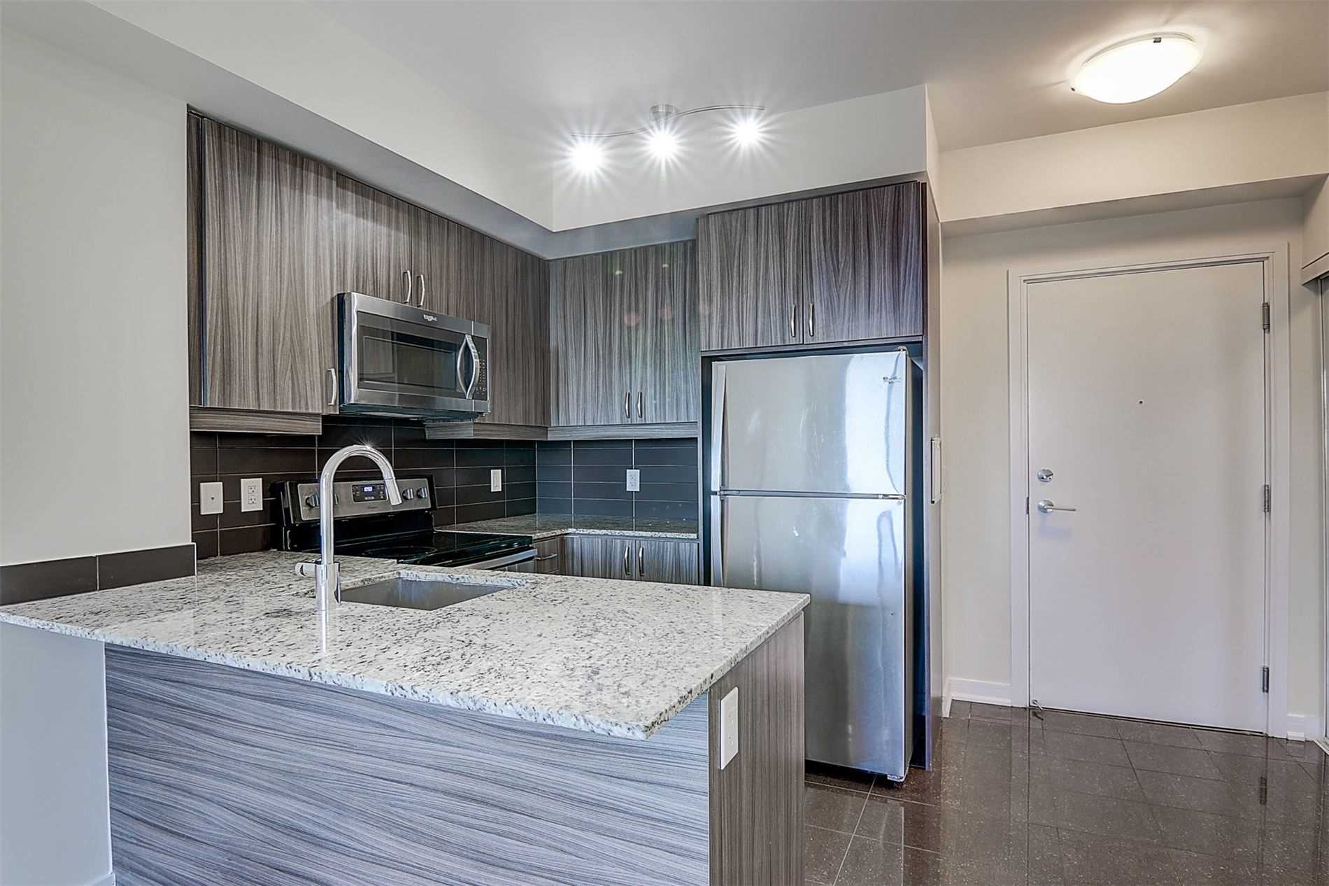 9205 Yonge St, #1111