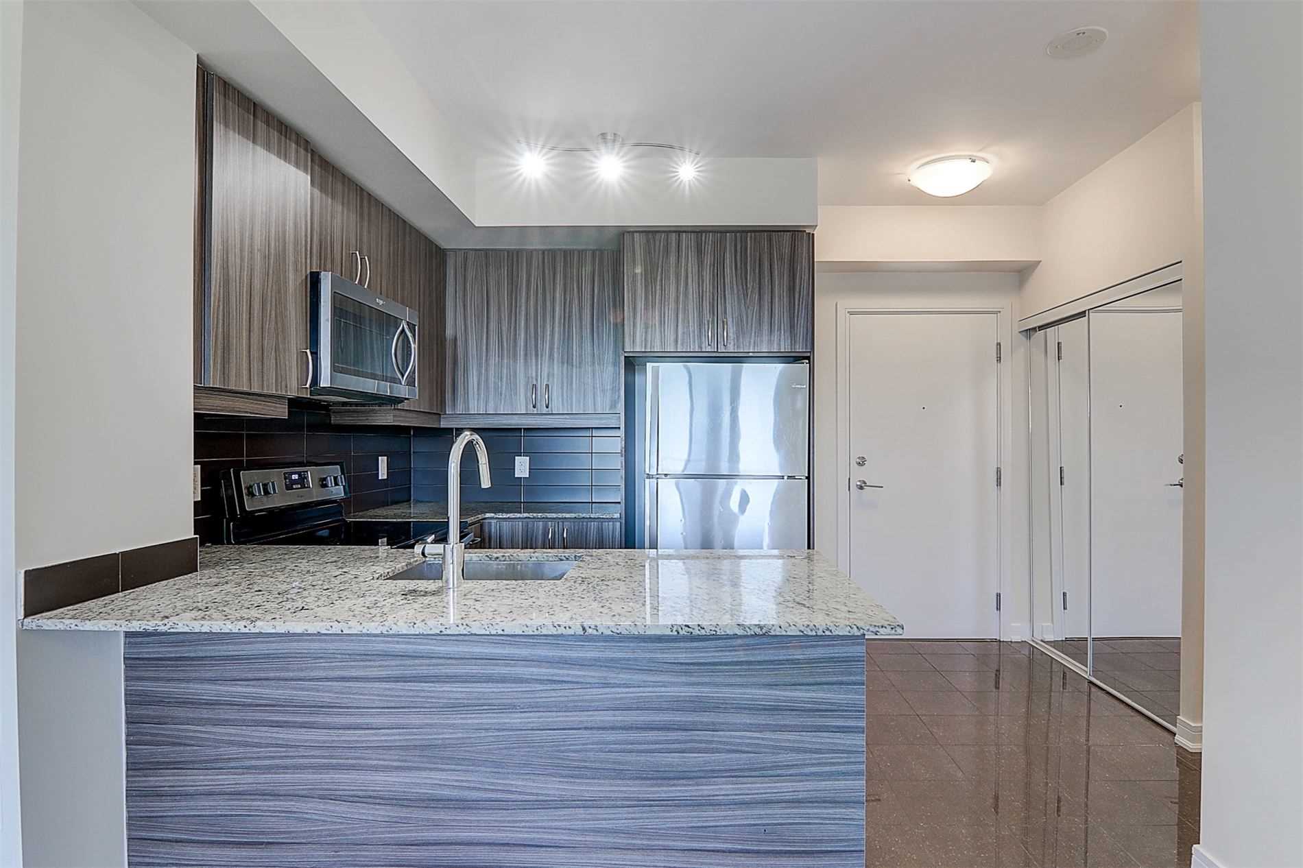 9205 Yonge St, #1111