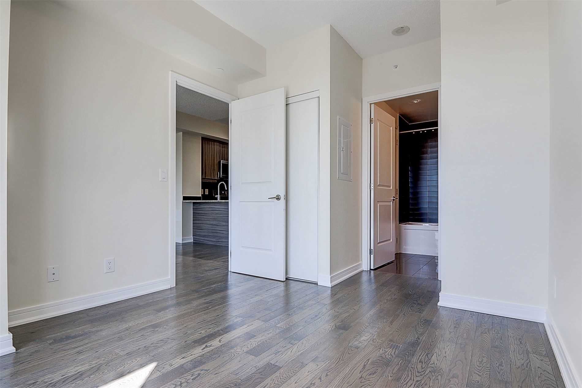 9205 Yonge St, #1111
