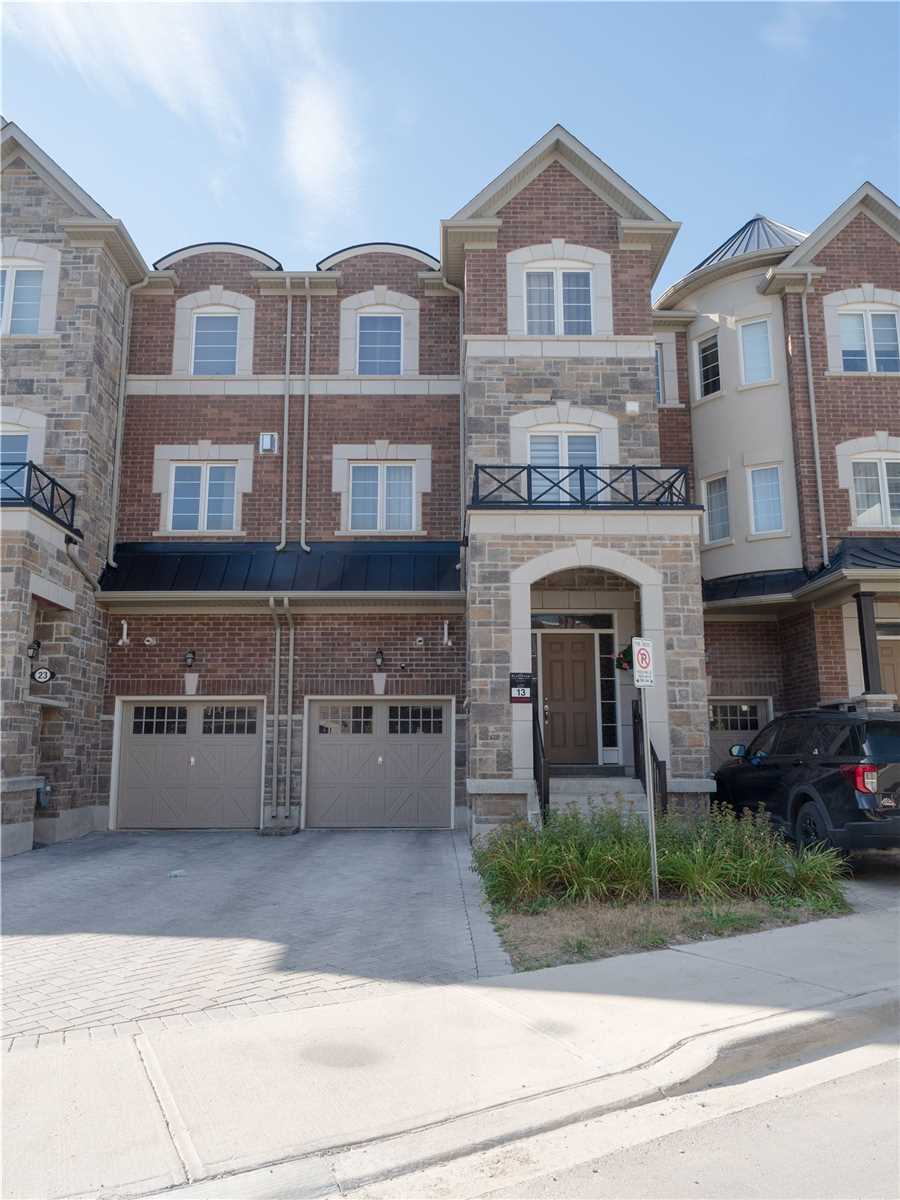 25 Globemaster Lane