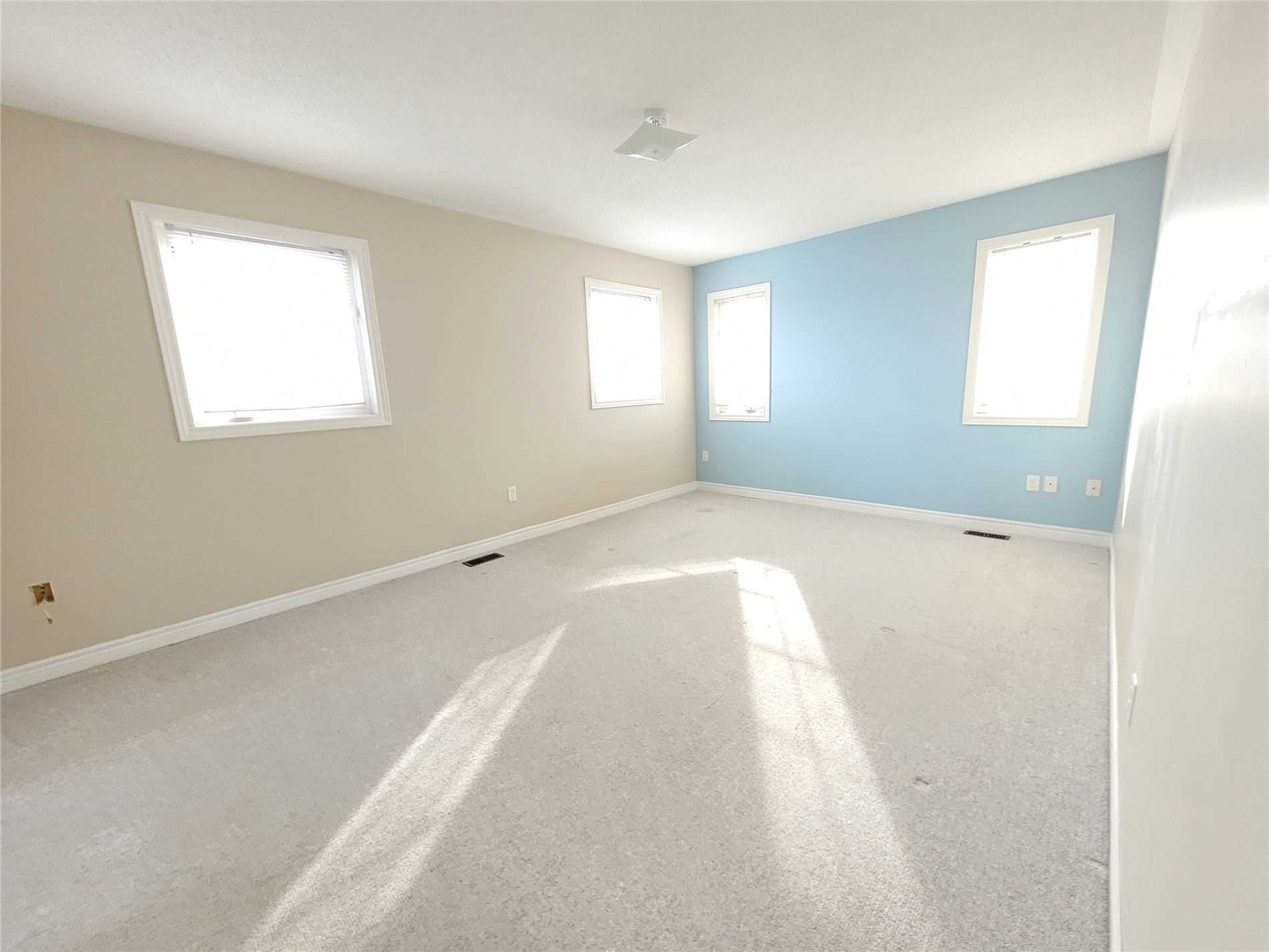 Listing N5737117 - Large Photo # 13