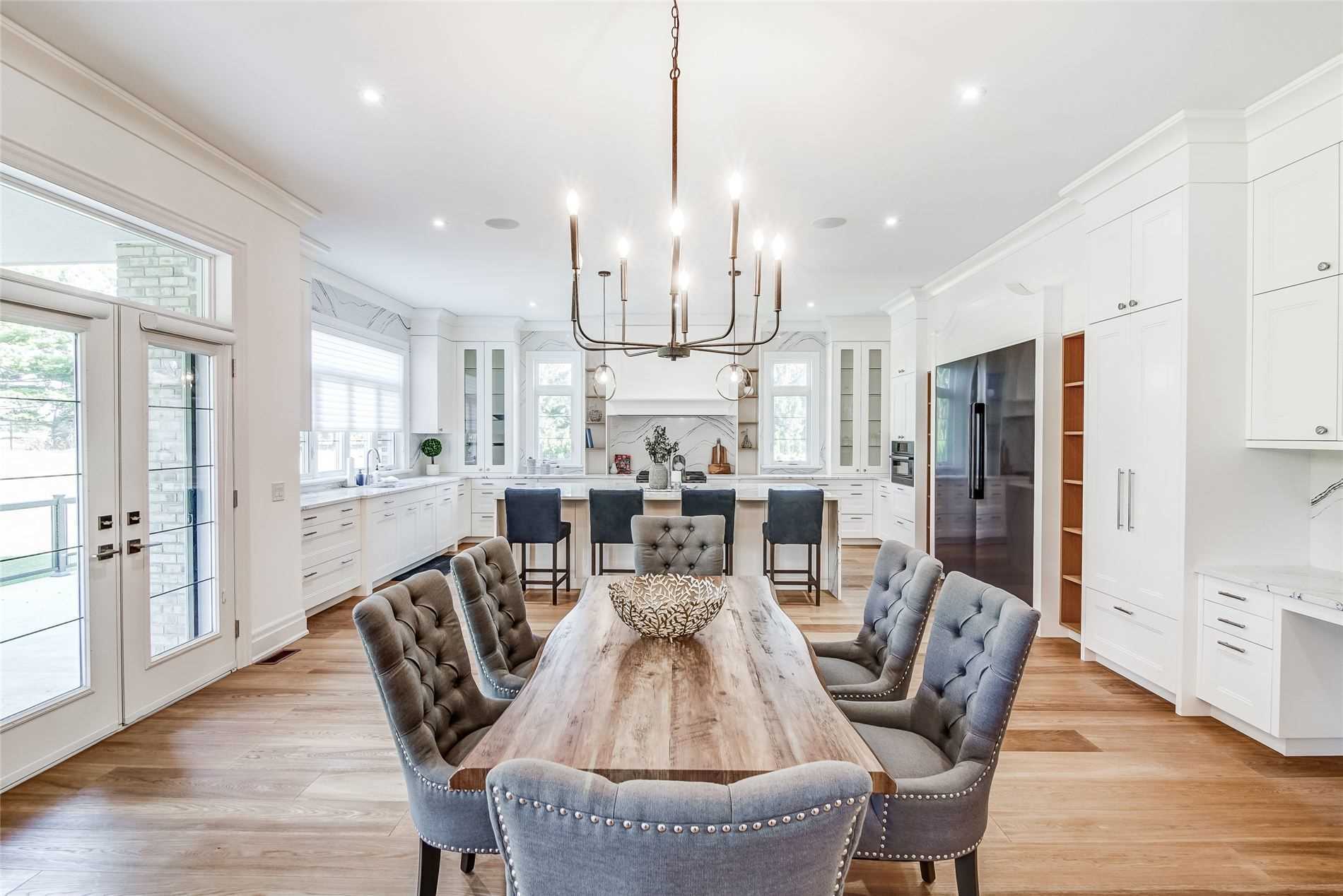 42 Winterlude Crt