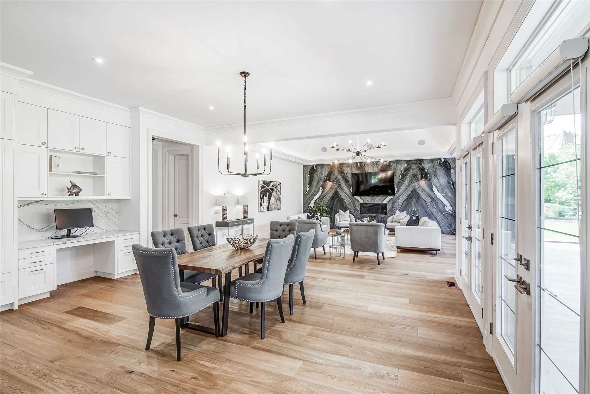 42 Winterlude Crt
