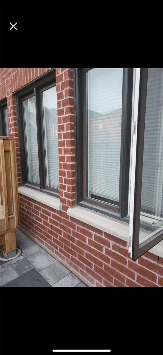 132 Meadow Vista Cres