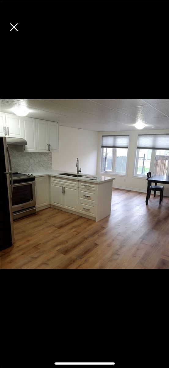 132 Meadow Vista Cres