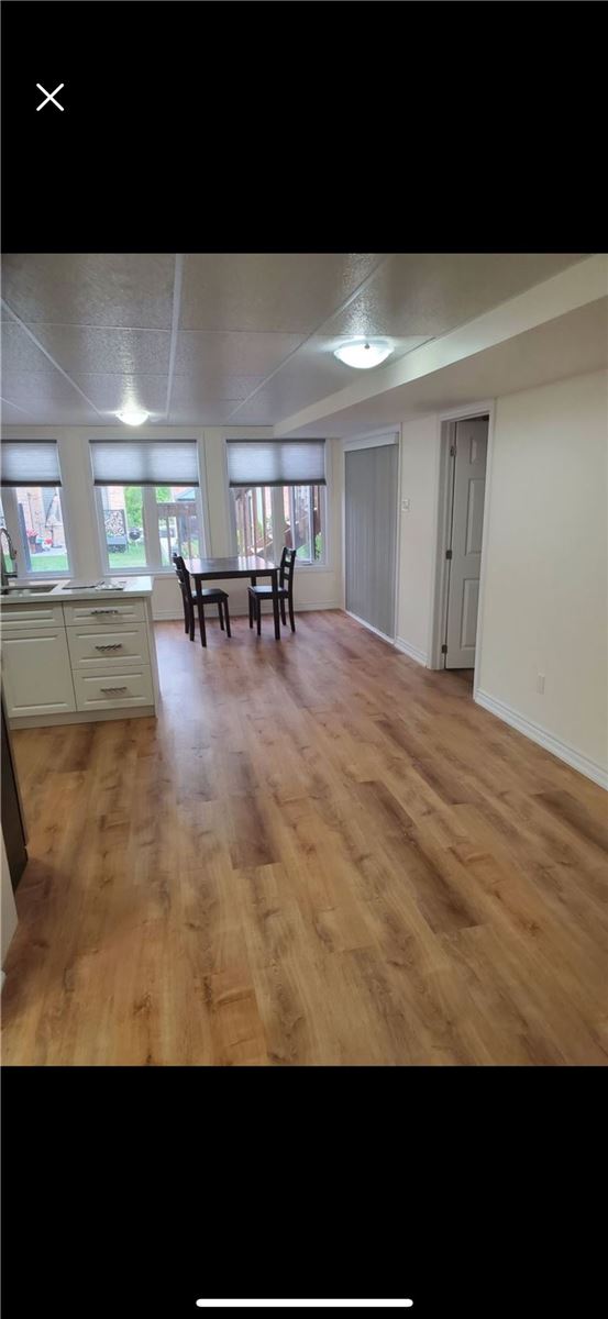 132 Meadow Vista Cres