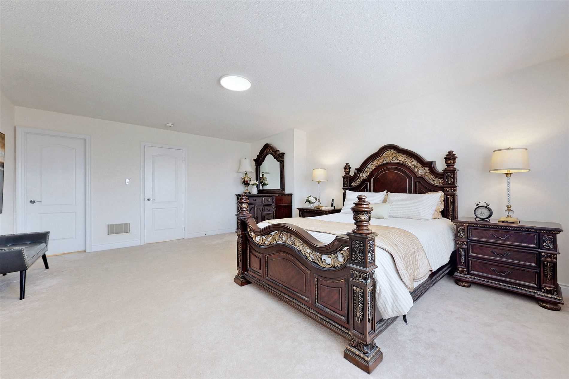 128 Milby Cres