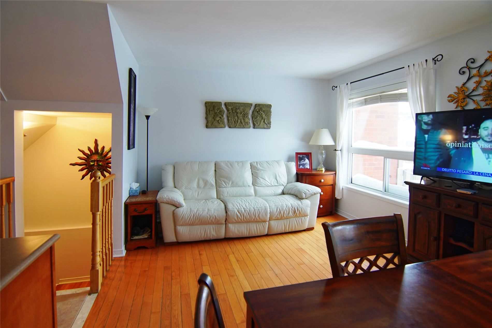 Listing N5750908 - Large Photo # 6