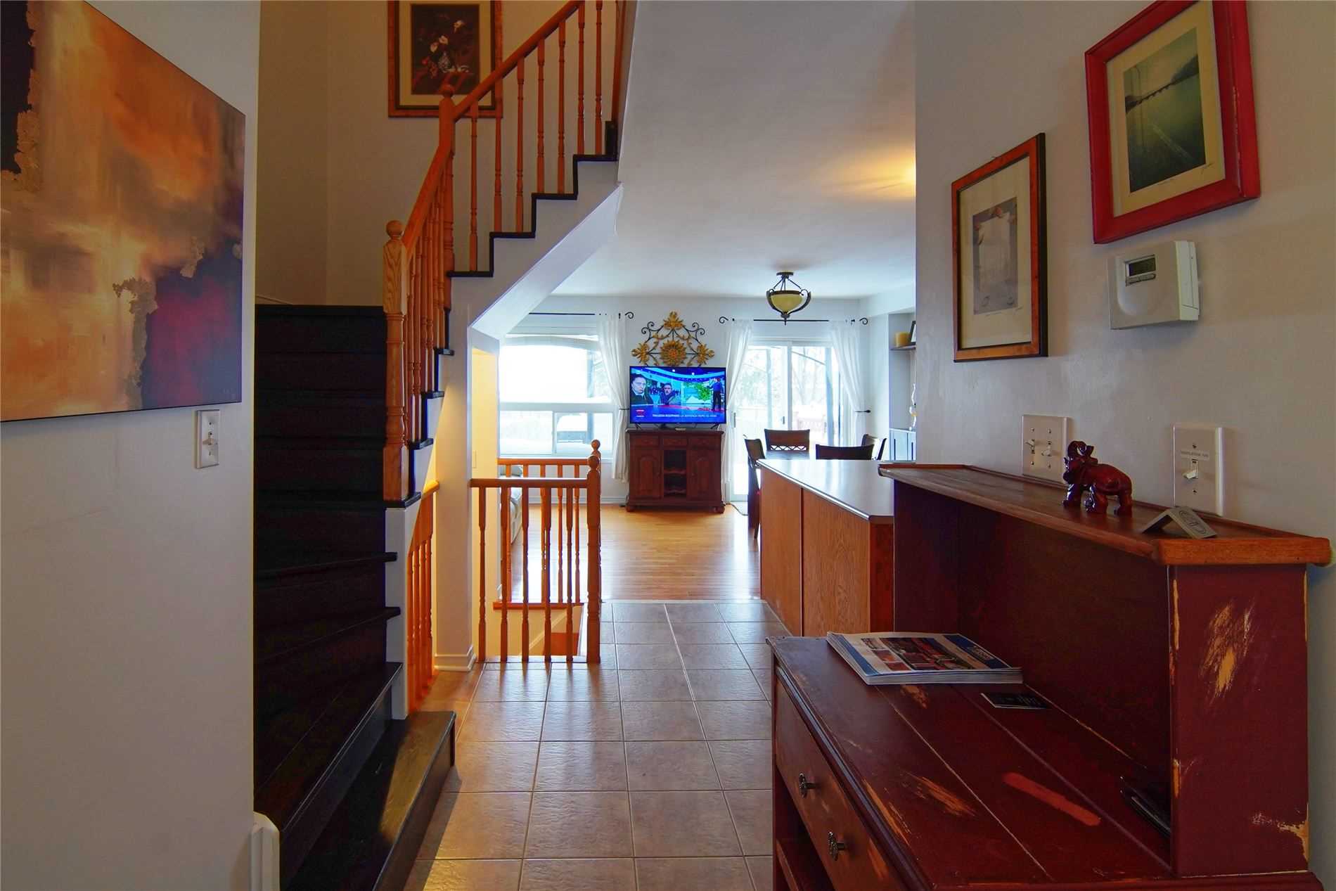Listing N5750908 - Large Photo # 3