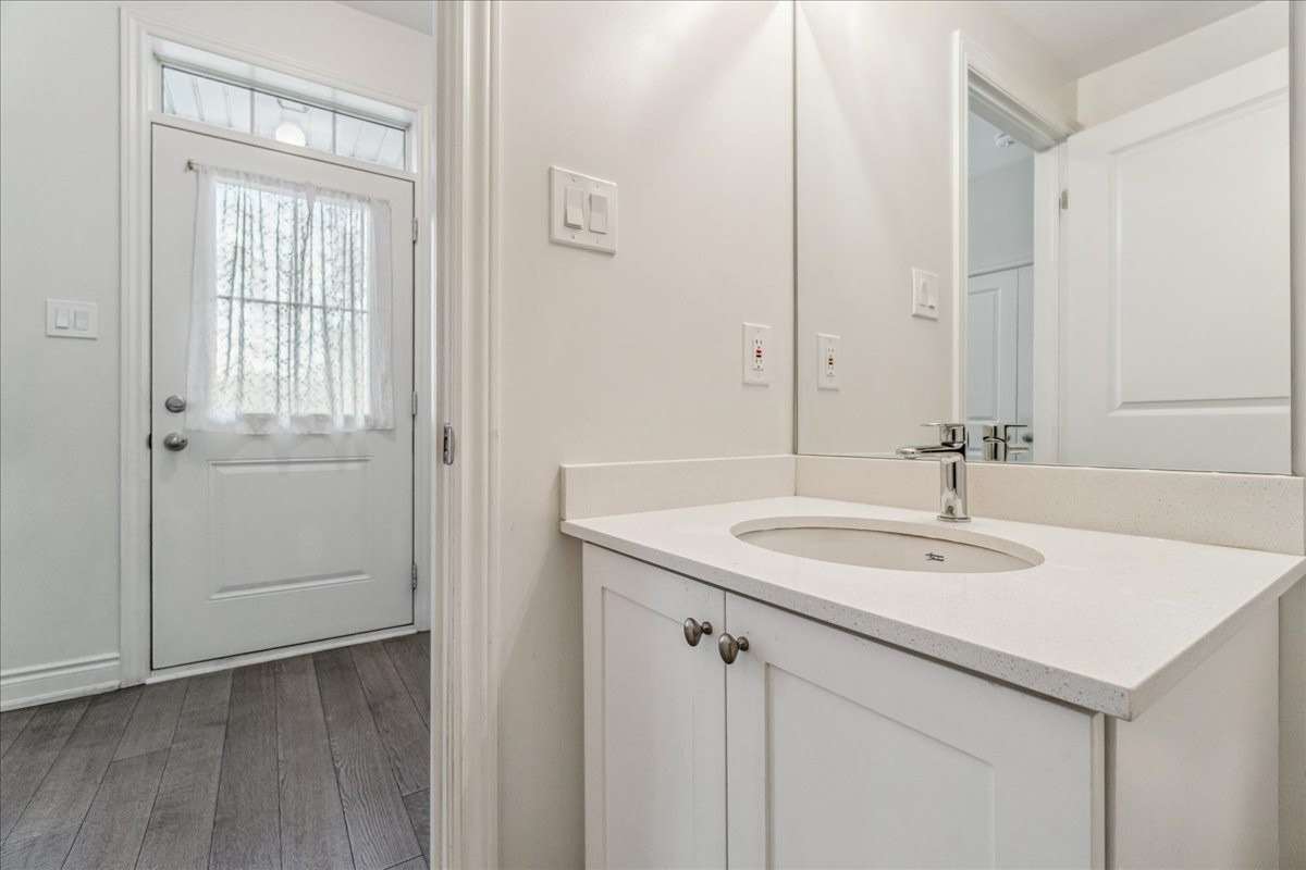 27 Water St, Markham