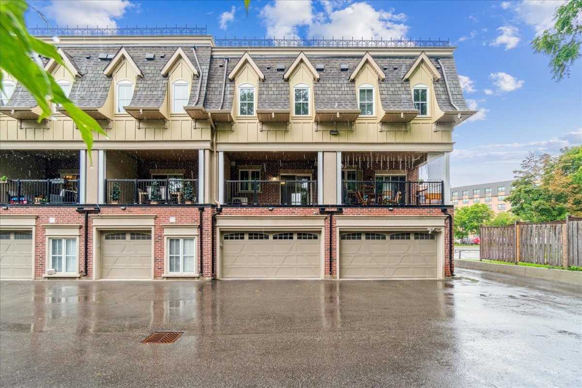 27 Water St, Markham