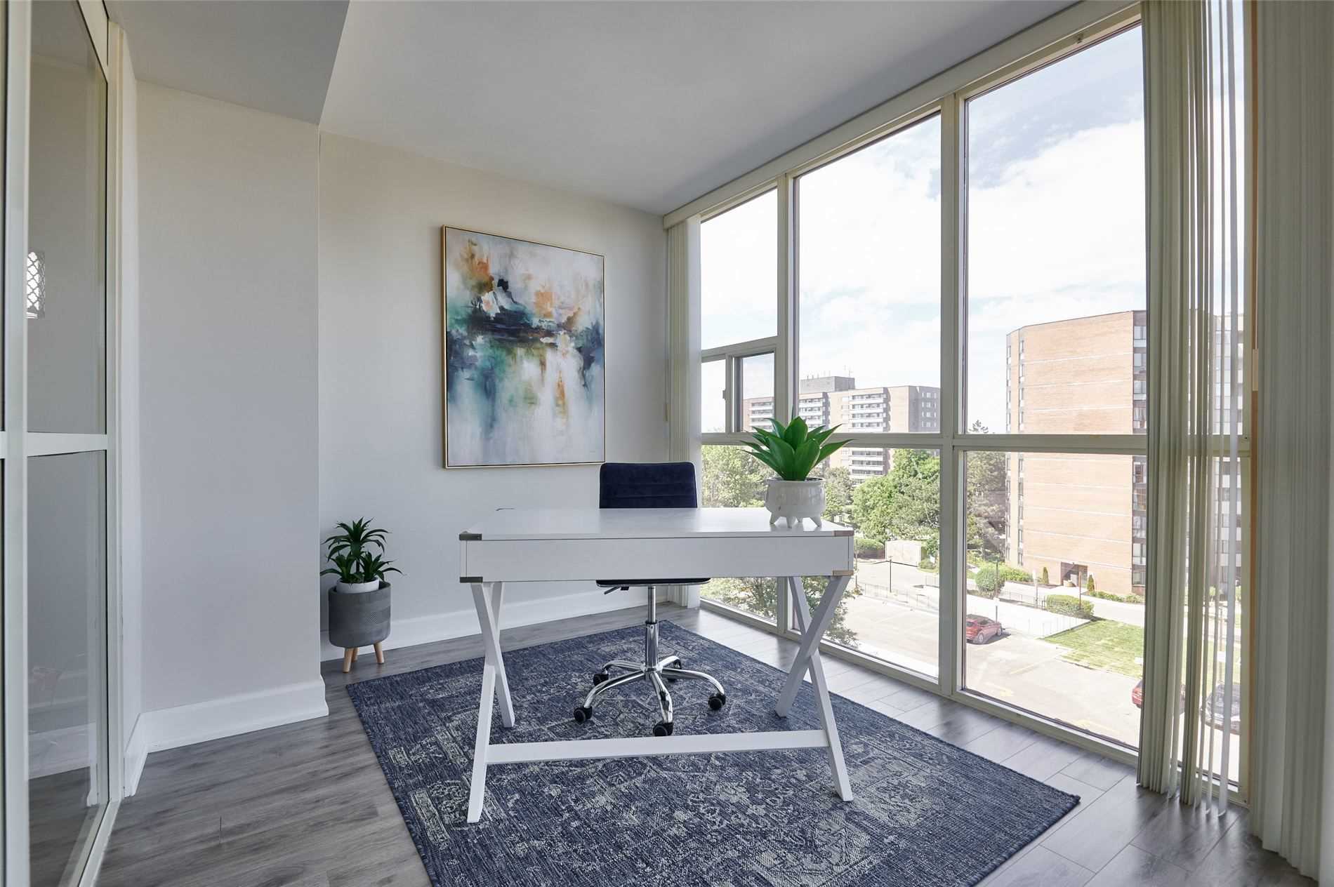 20 Baif Blvd, #607