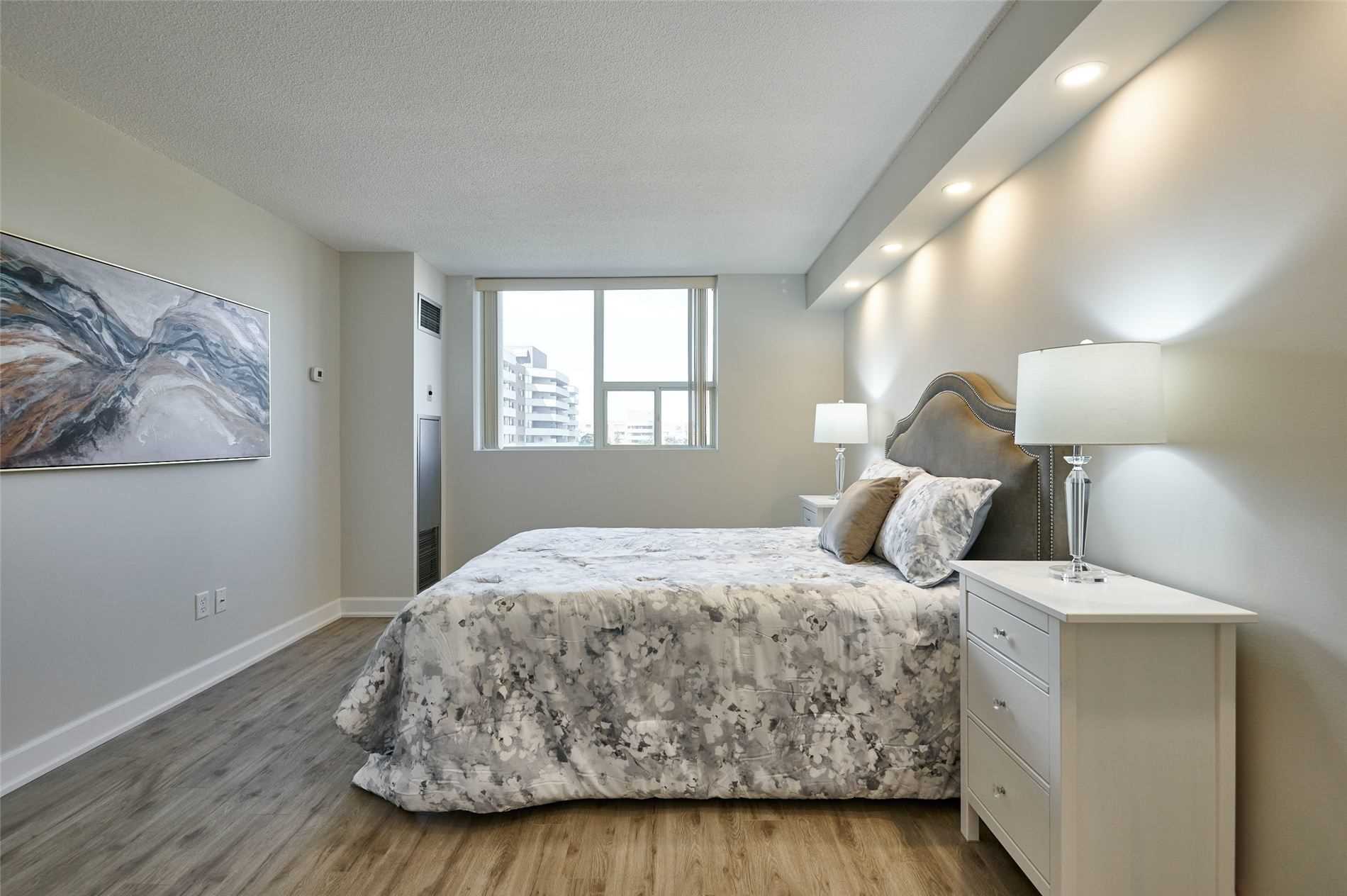 20 Baif Blvd, #607
