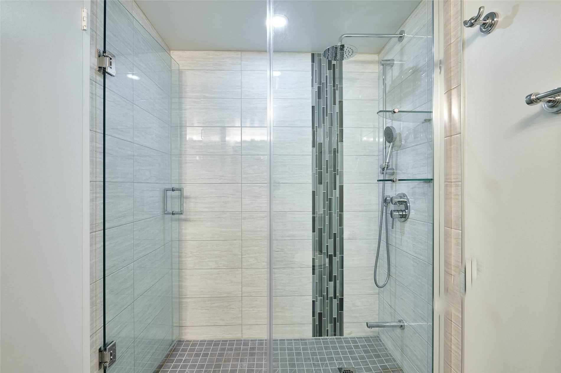 20 Baif Blvd, #607