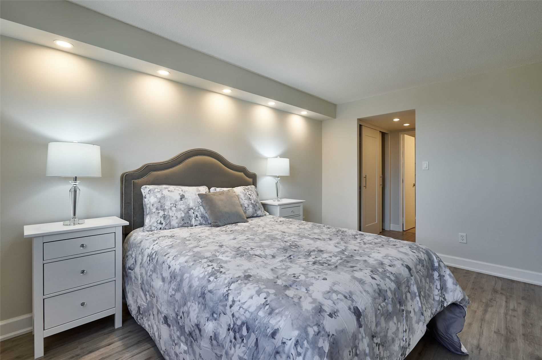 20 Baif Blvd, #607