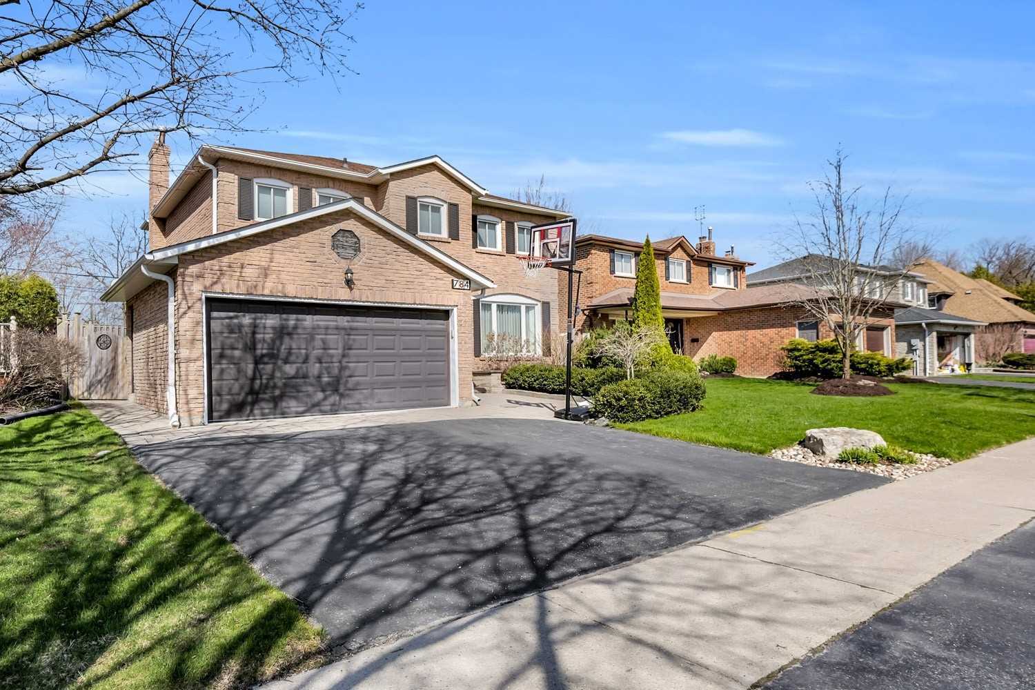 784 Hill Gate
