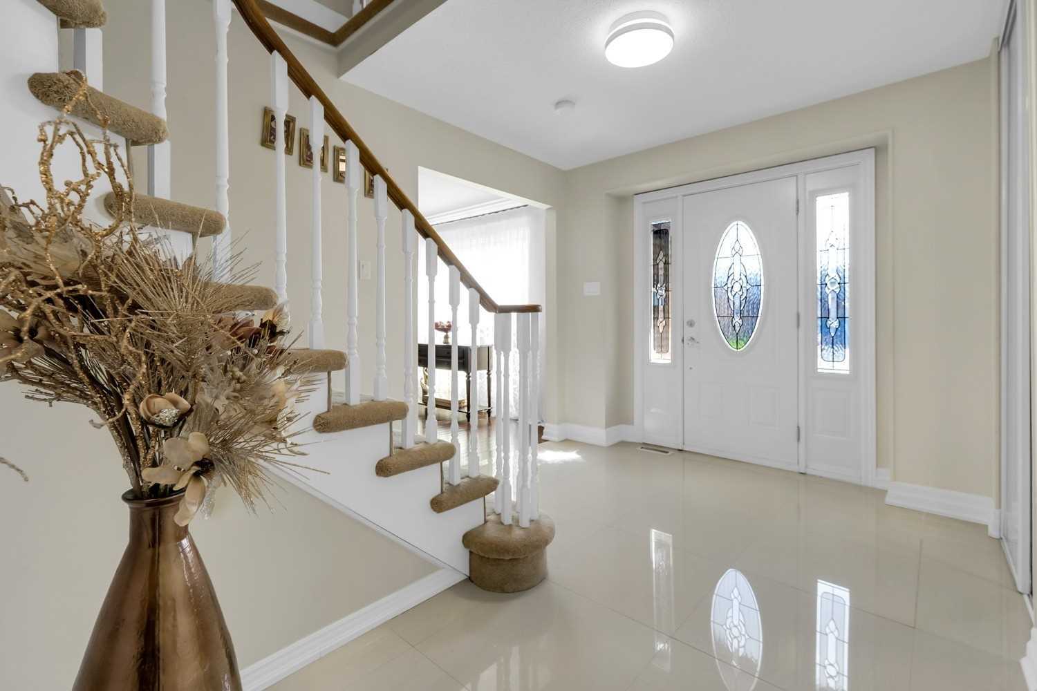 784 Hill Gate