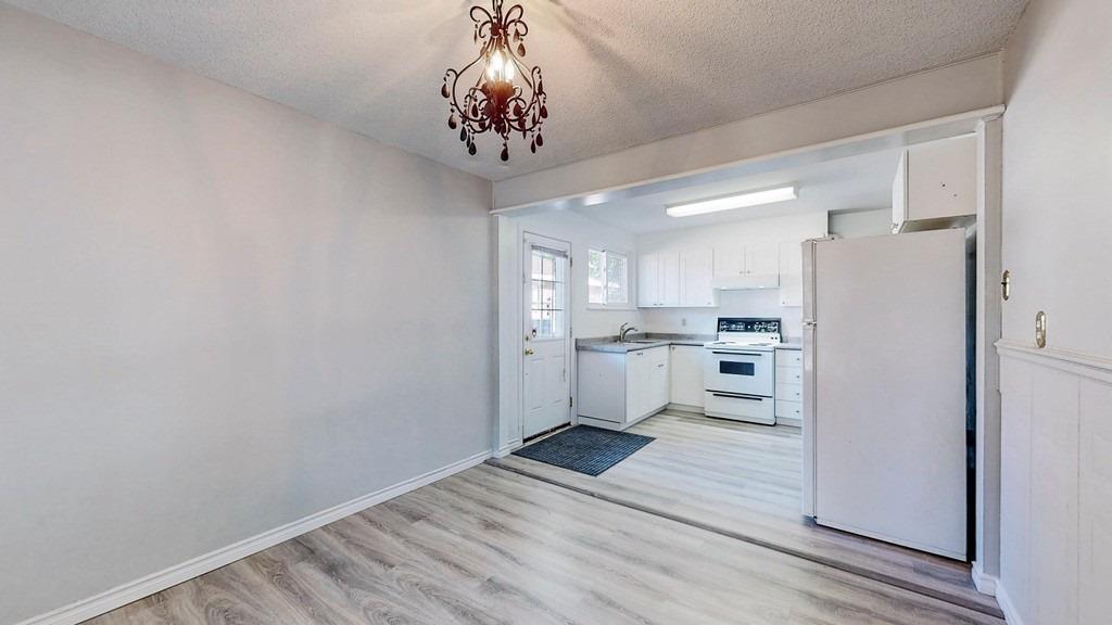 105 Aurora Heights Dr