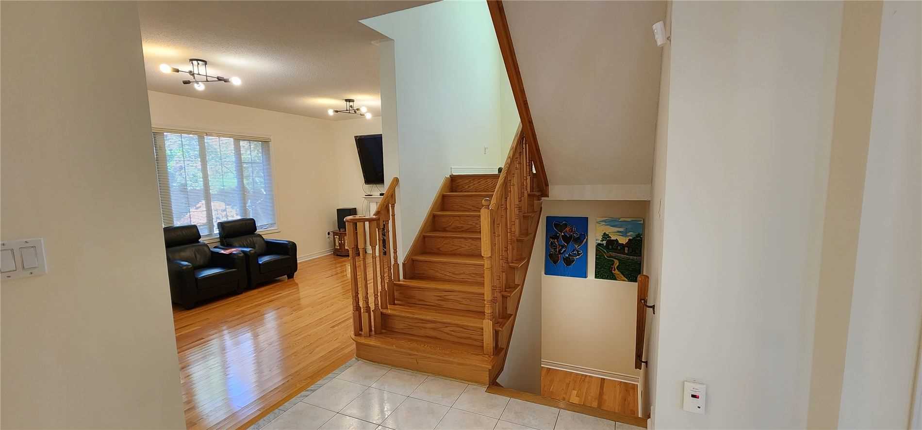 14 Lemsford Dr