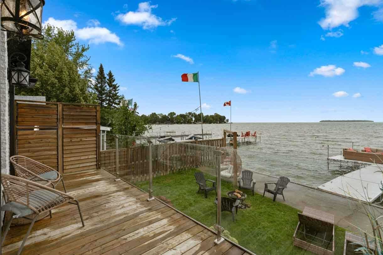 2277 Crystal Beach Rd
