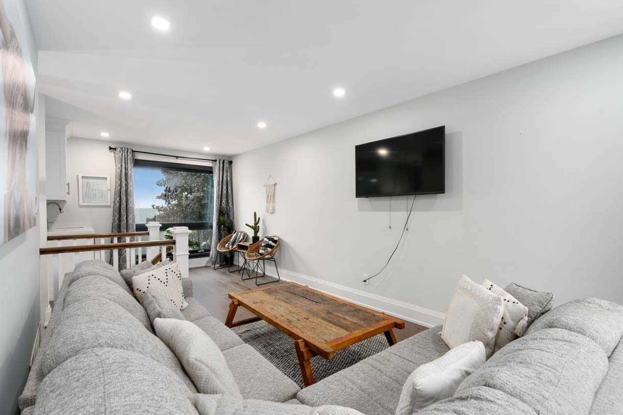 2277 Crystal Beach Rd