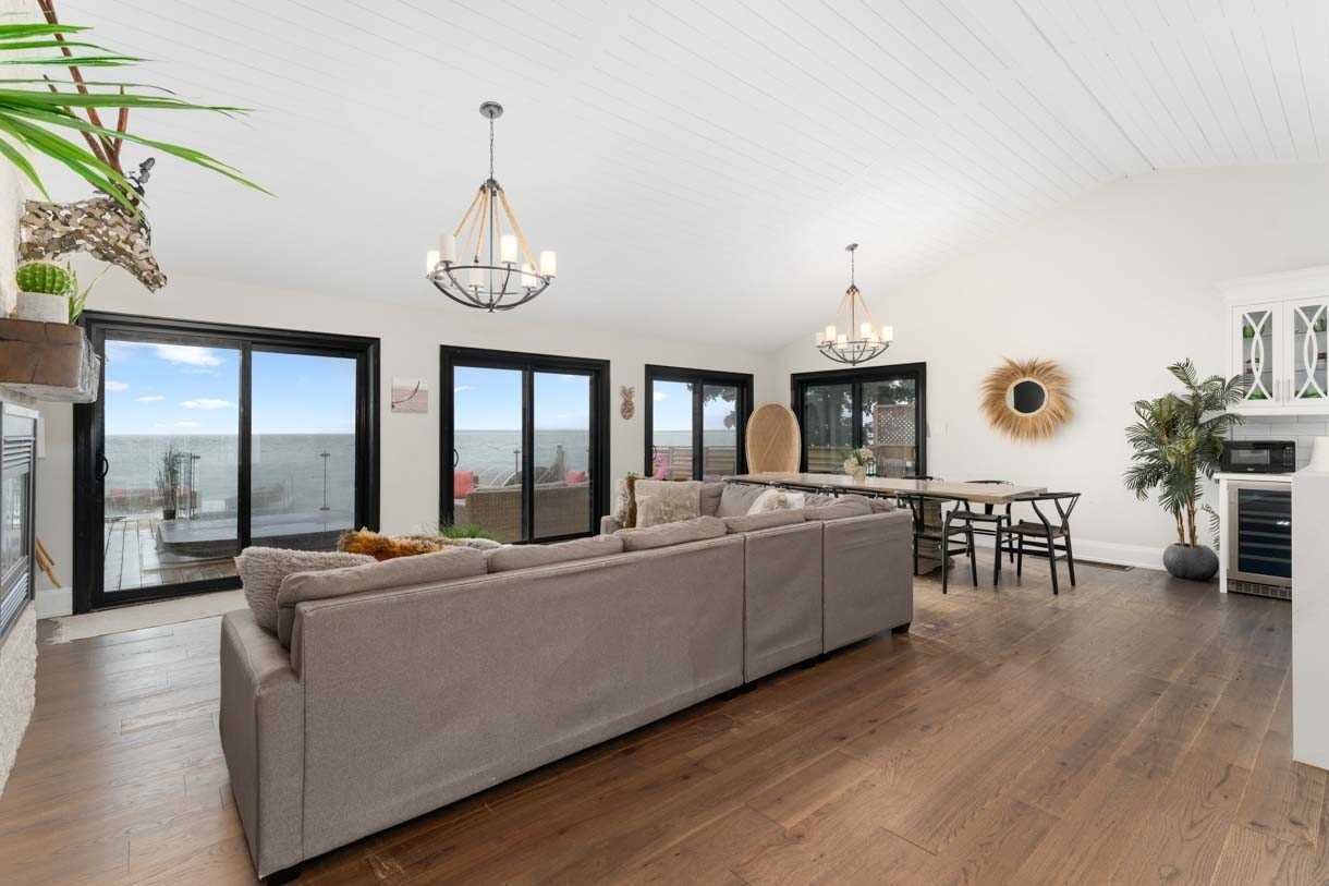 2277 Crystal Beach Rd