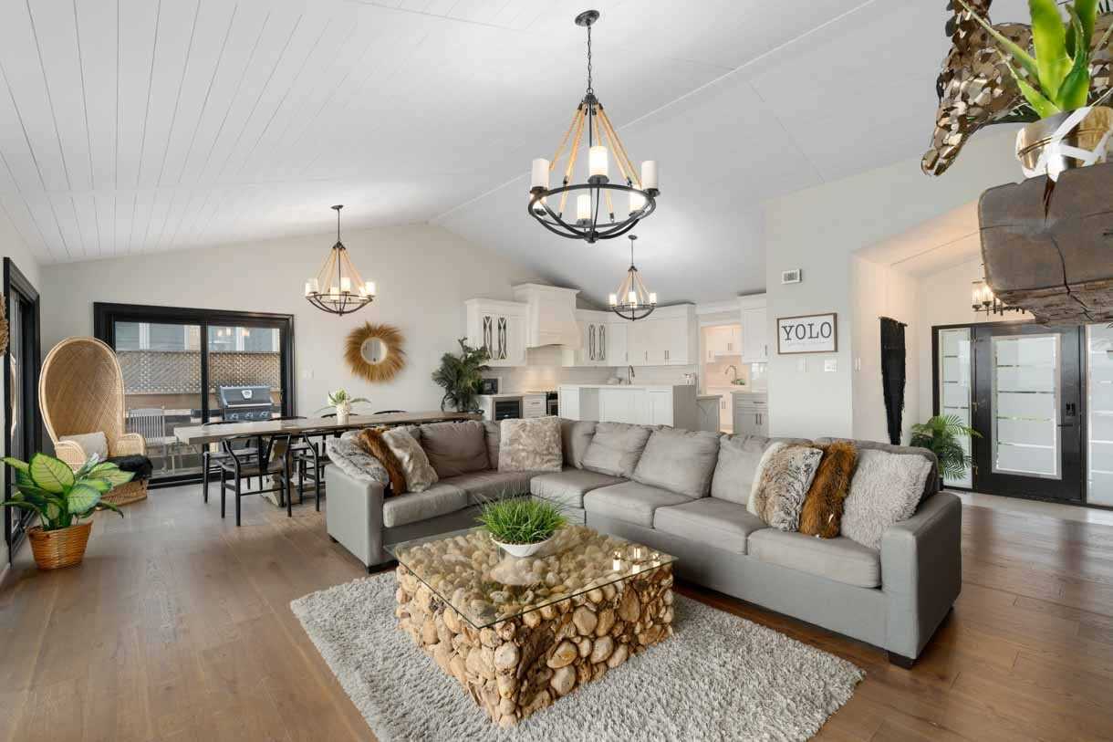2277 Crystal Beach Rd