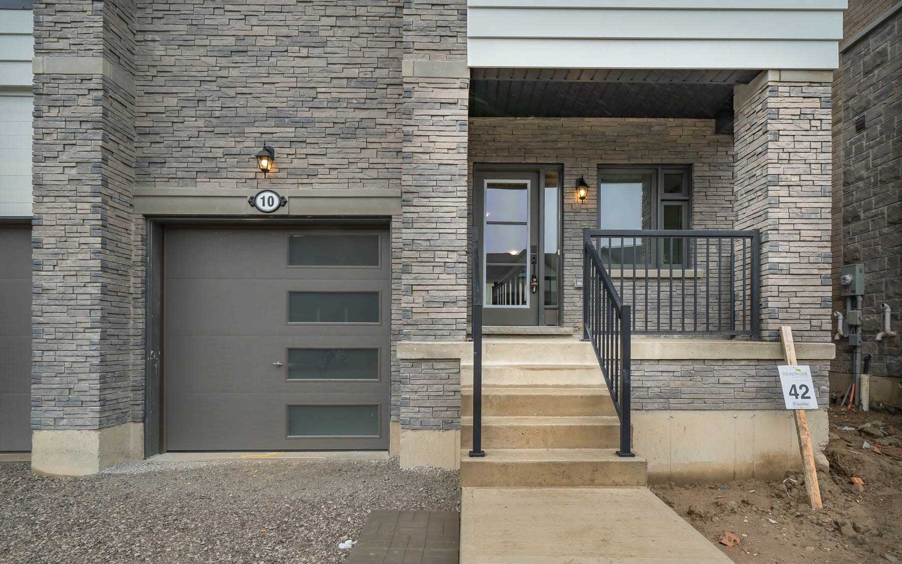 10 Ballinger Way