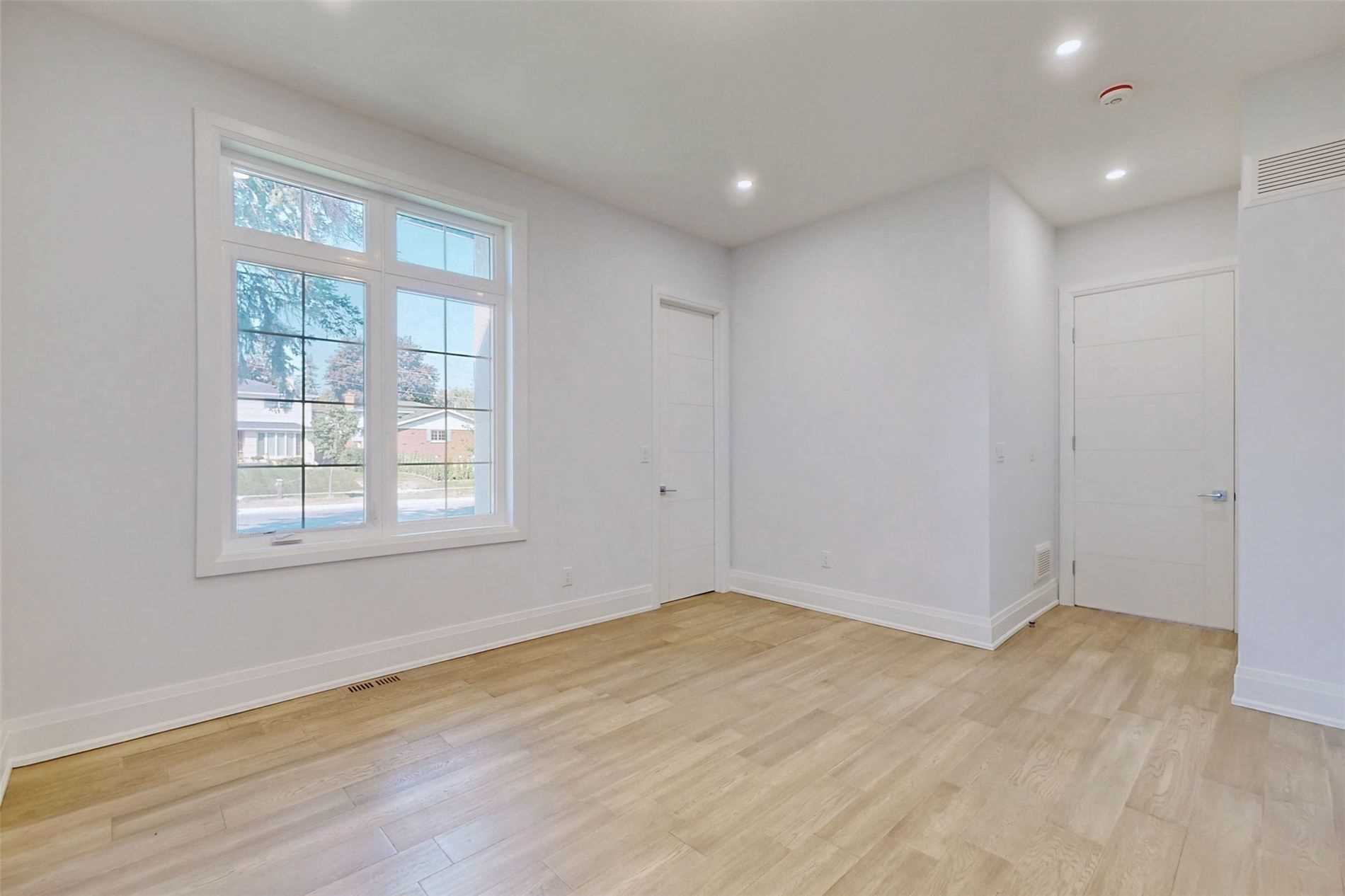 147 Royal Orchard Boulevard