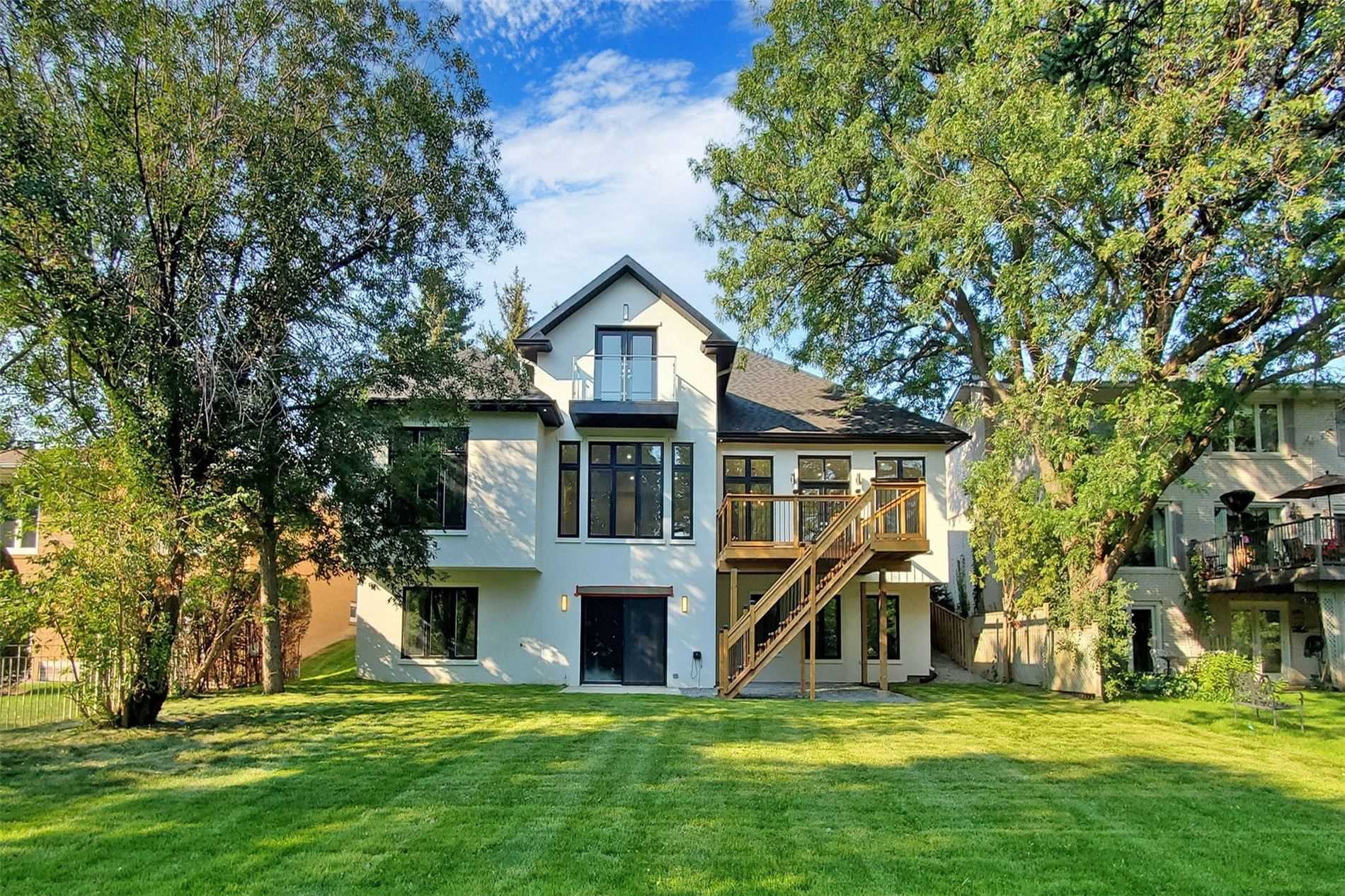 147 Royal Orchard Boulevard