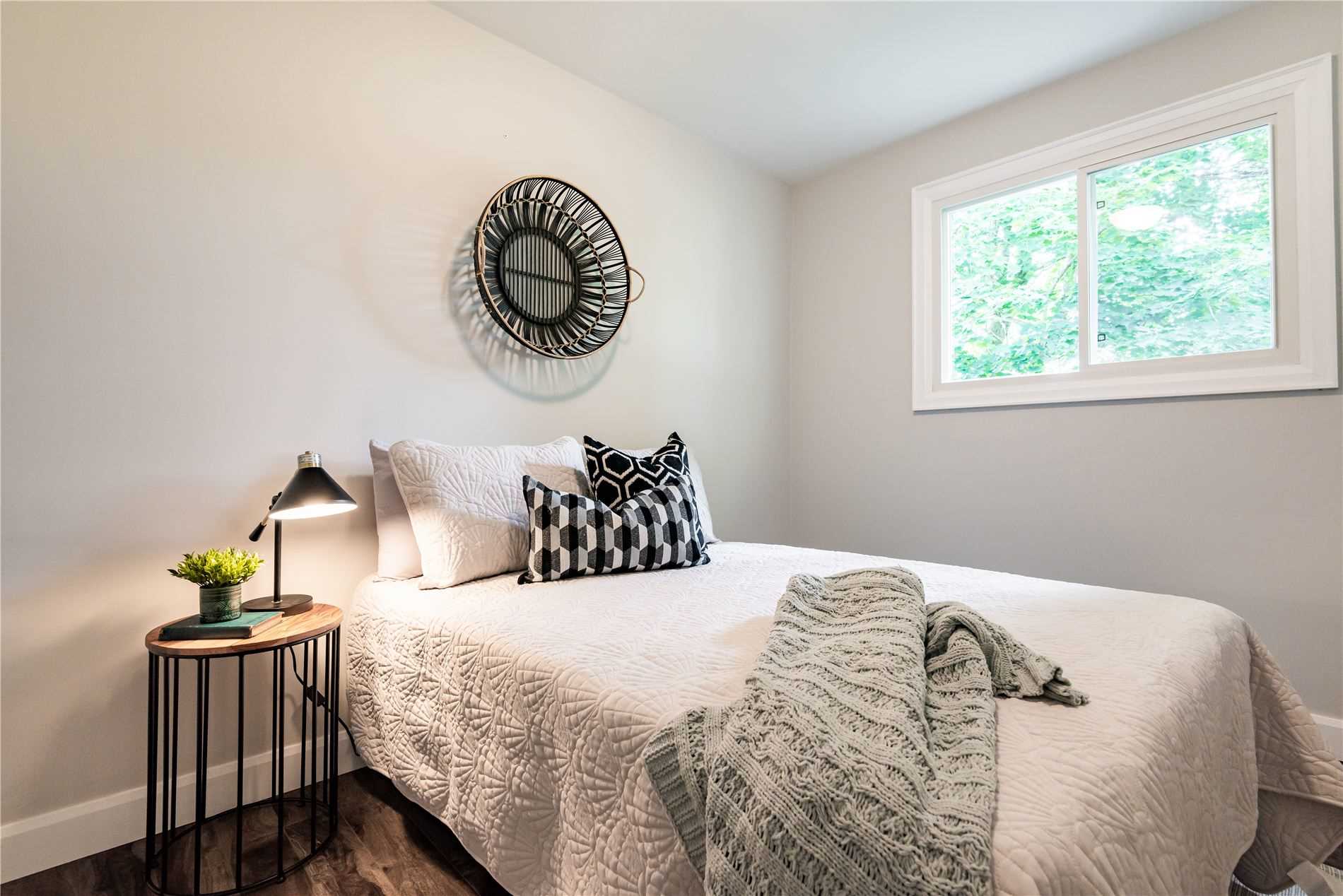 19113 Highway 48