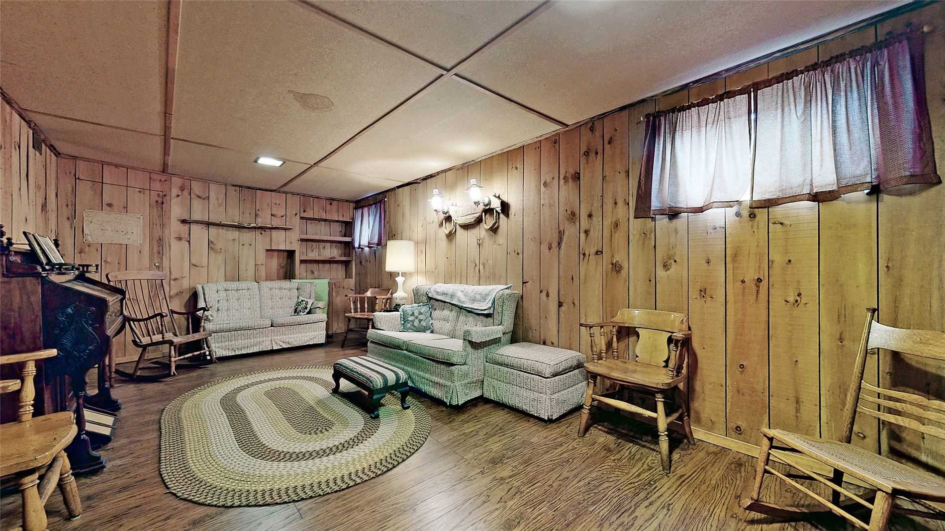 6 Winlaw Place