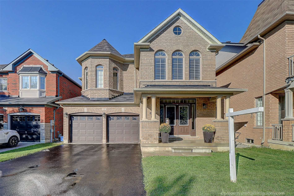 22 Westwind Cres, Whitchurch-Stouffville