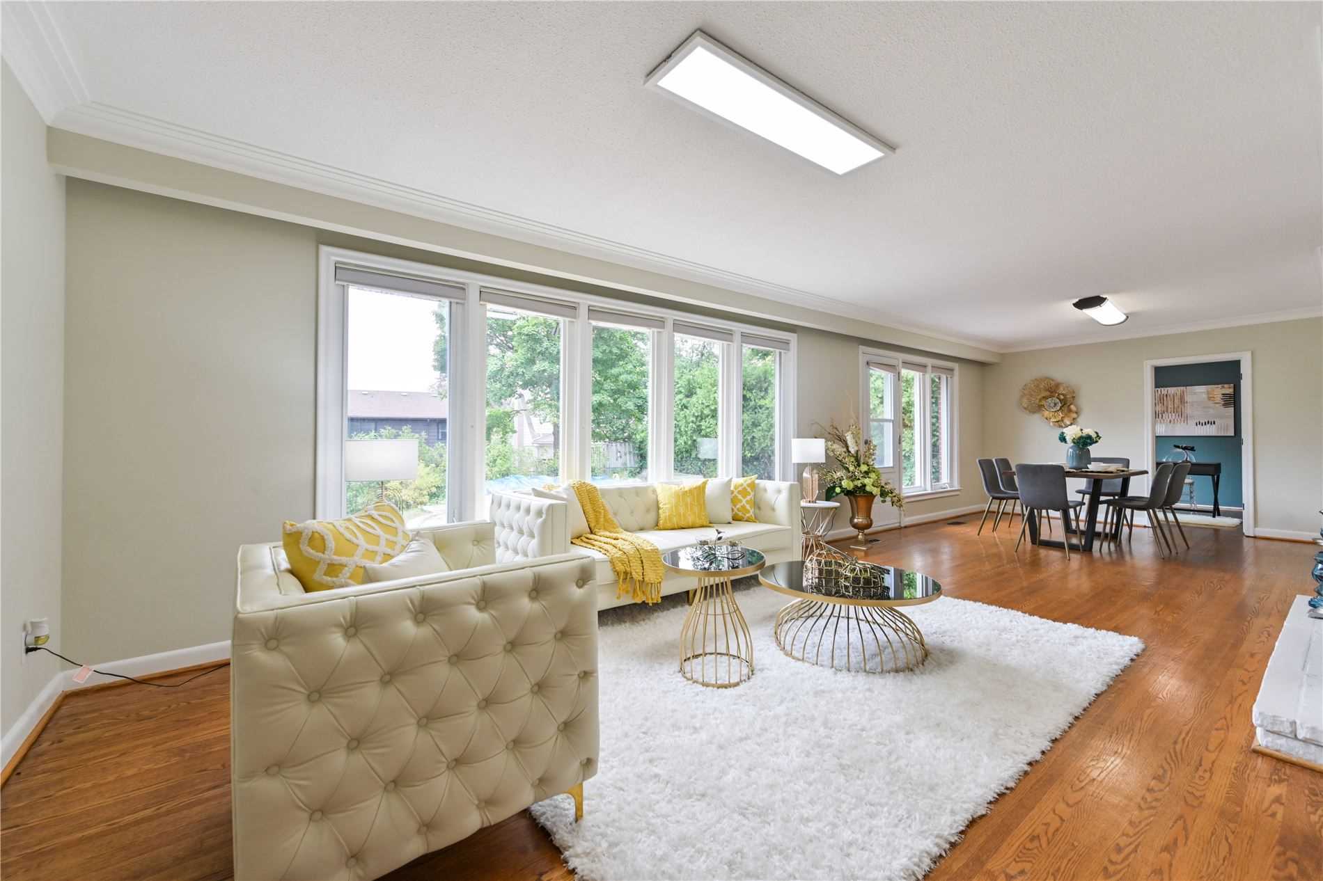 16 Cavalier Cres