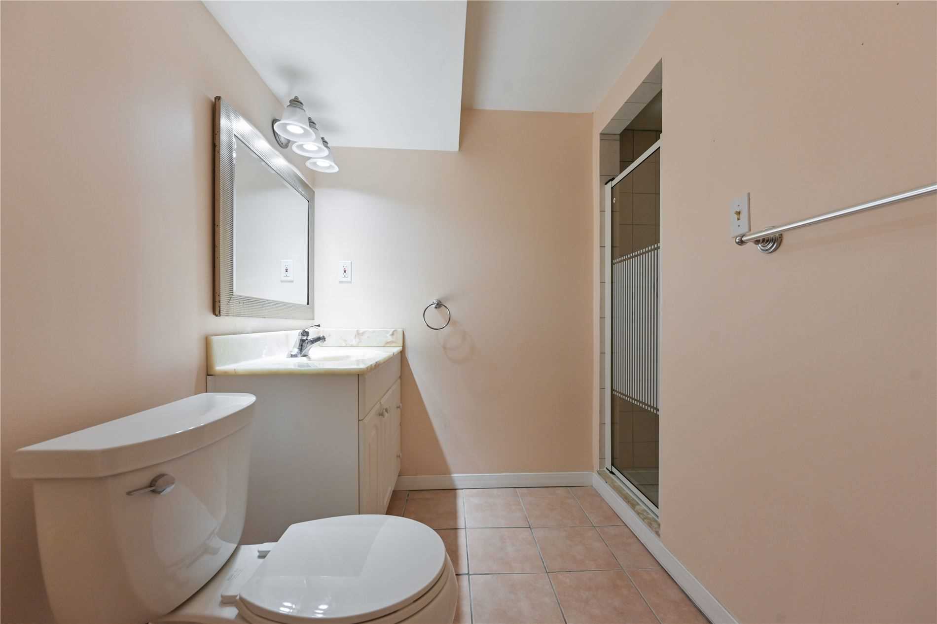 16 Cavalier Cres