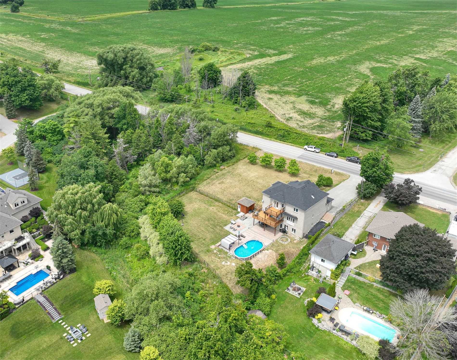 31 Grandview Crescent