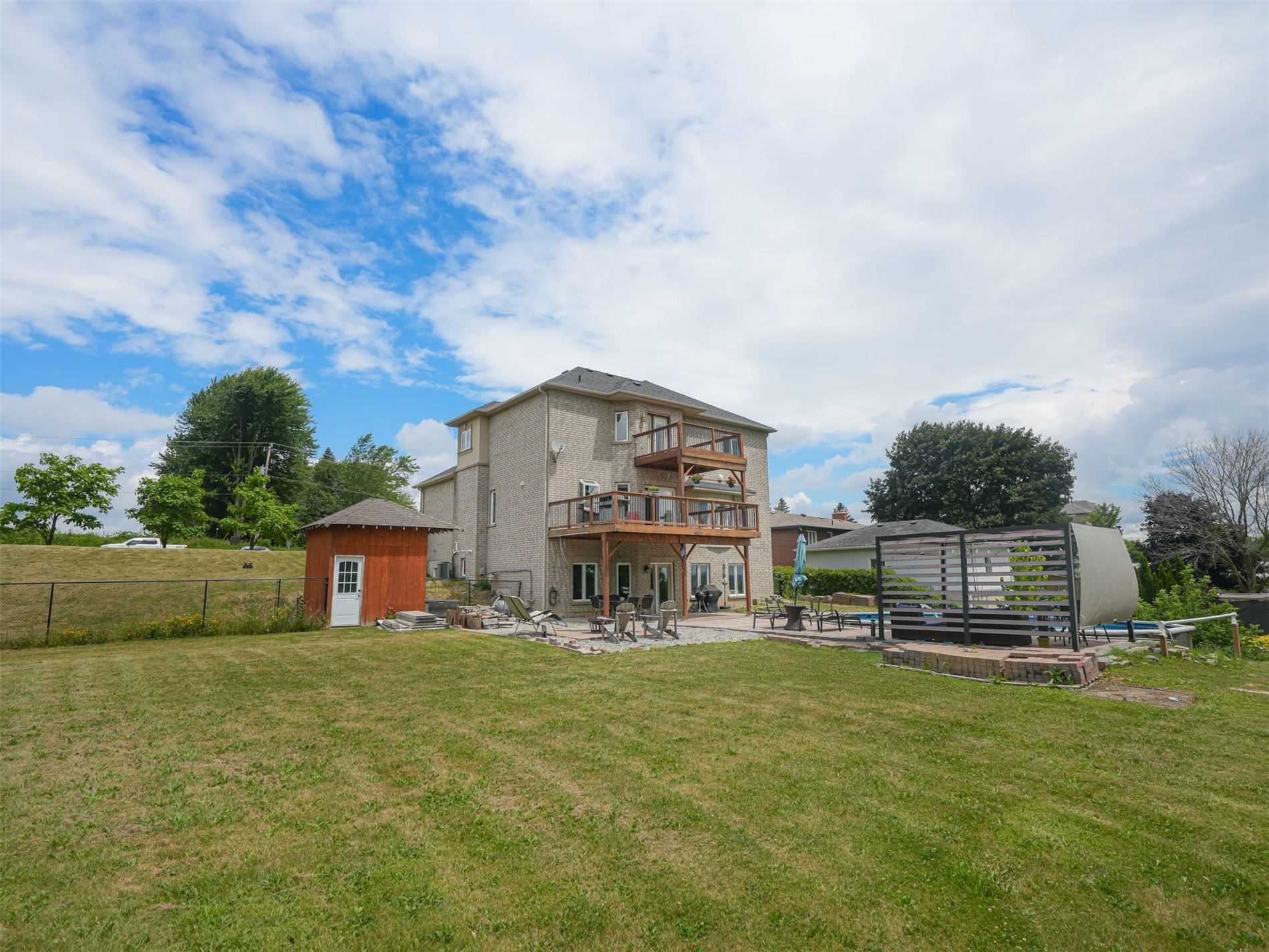 31 Grandview Crescent
