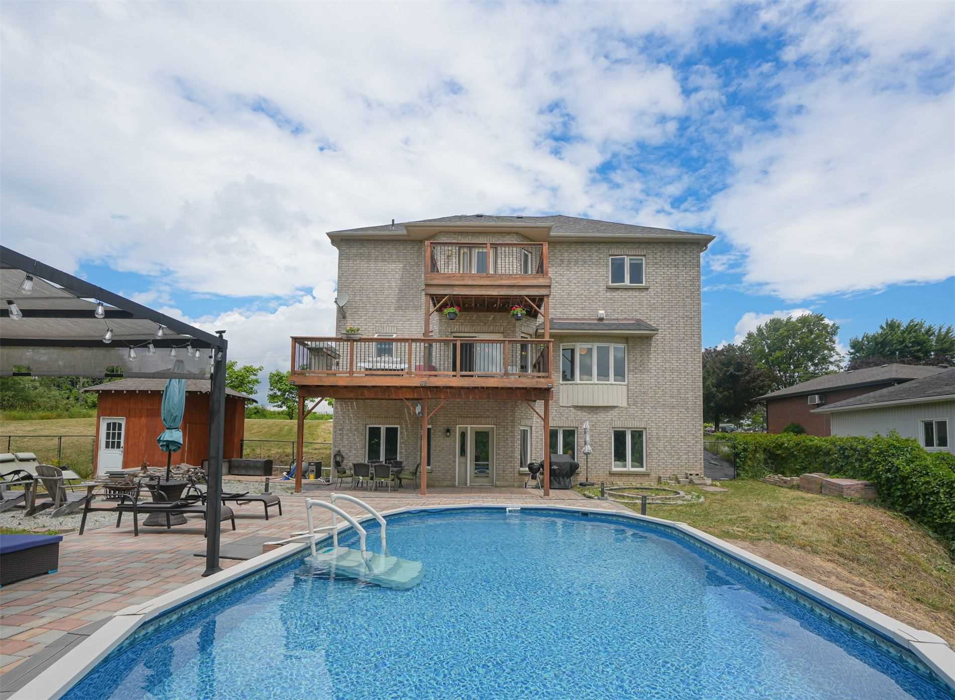 31 Grandview Crescent