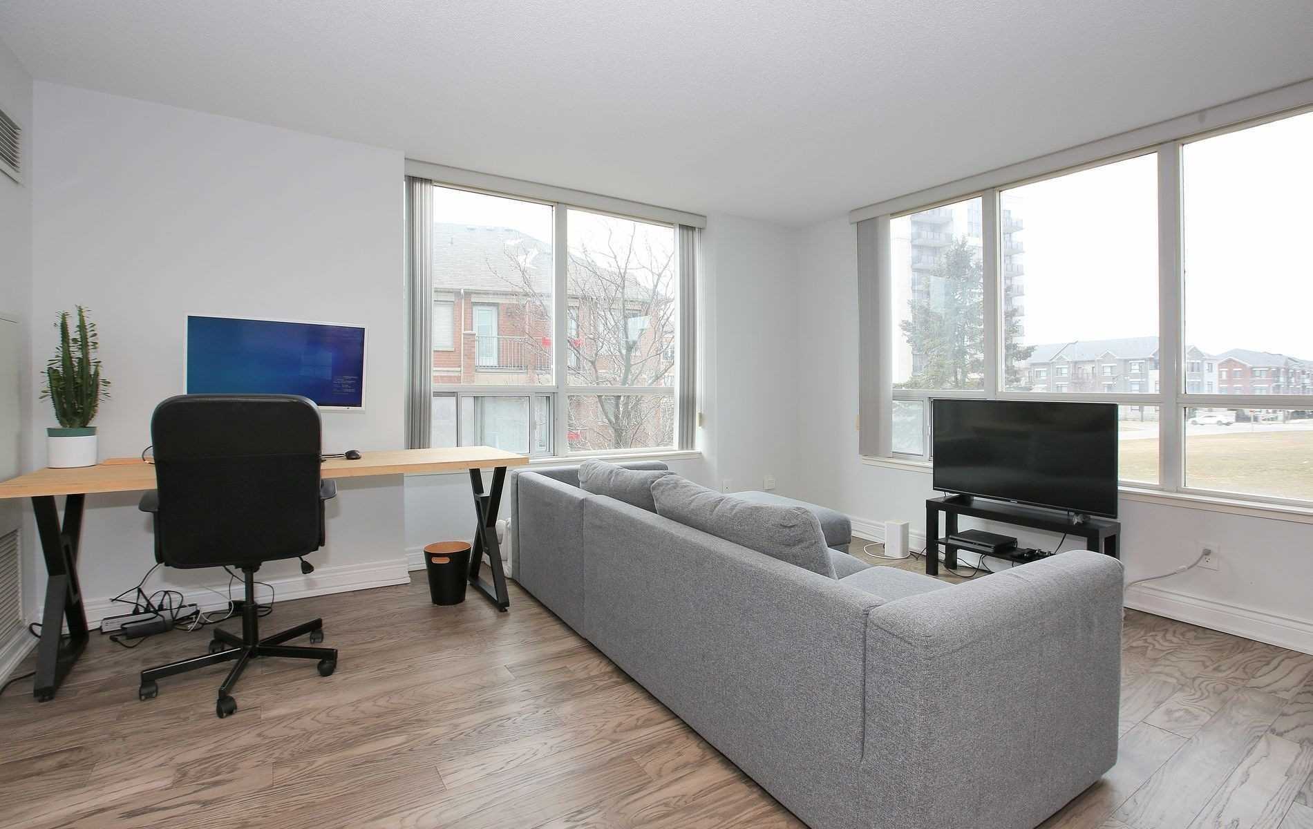 48 Suncrest Blvd, #206