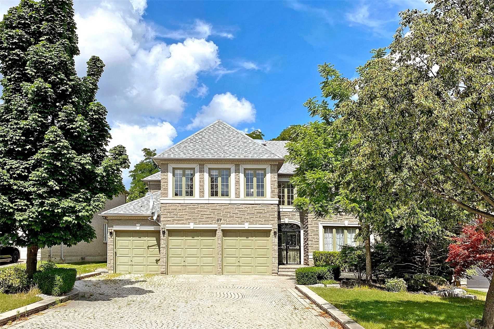 57 Cassandra Crescent