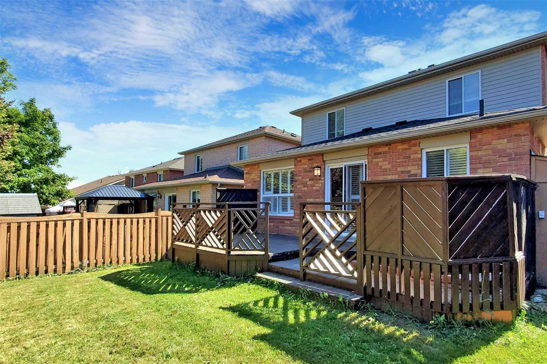38 Roughley St